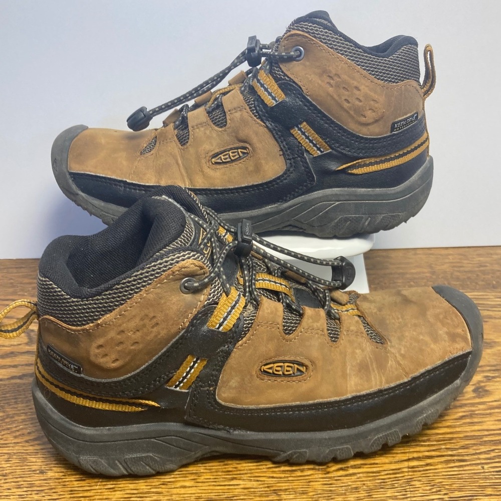 Keen Targhee Mid Waterproof Hiking Boots Youth Size 3 Brown Black 1019834